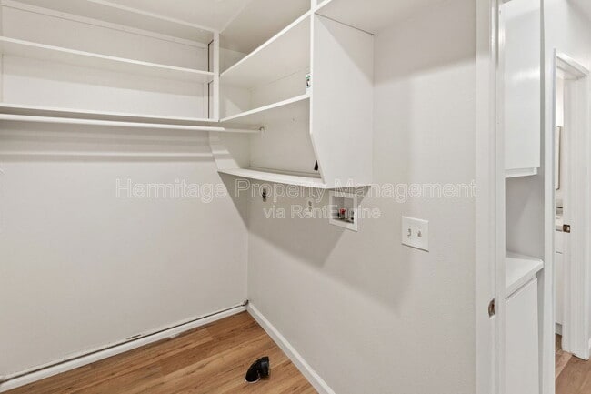 Building Photo - 4111 Reyes St