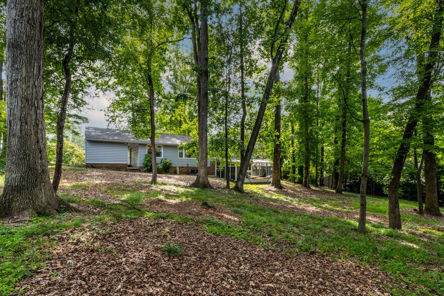 Building Photo - 4005 Lehigh Ct