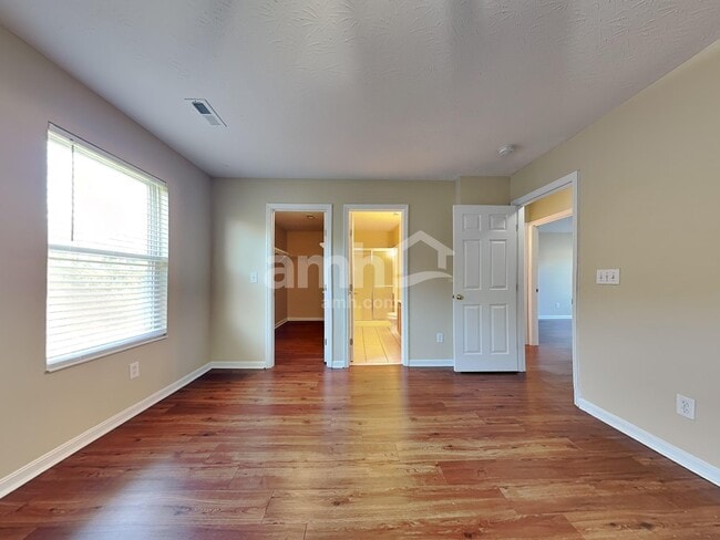 Building Photo - 132 Hitching Post Pl