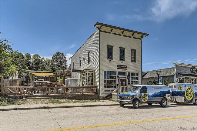 Building Photo - Spacious 4-Bedroom, 2.5 Baths in Elizabeth, CO
