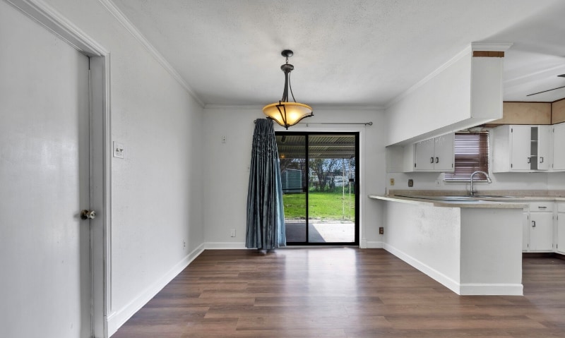 Building Photo - 318 Avalon St