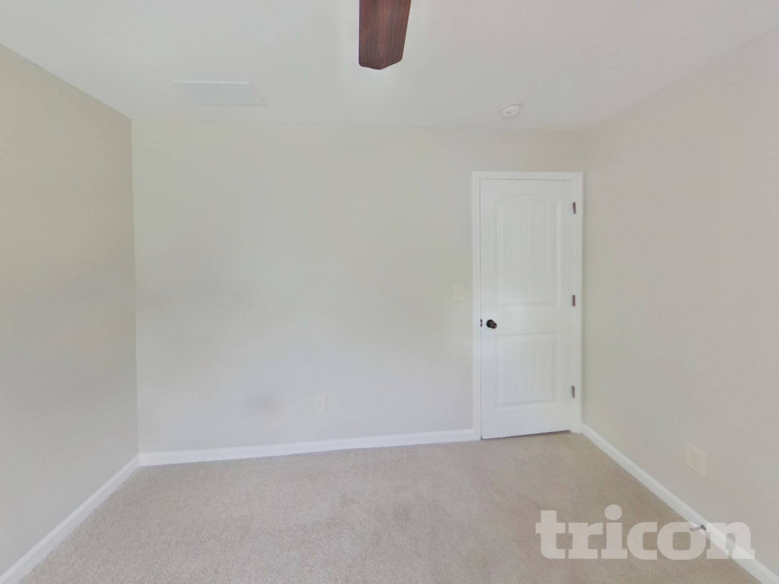 Building Photo - 155 Hickory Hills Dr