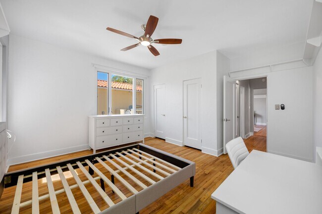 Building Photo - Historic Granada Terrace Home in St. Pete!!