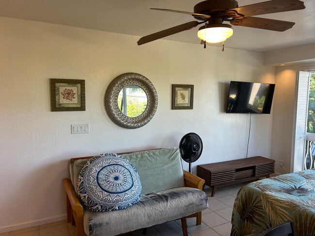 Building Photo - 75-228-228 Aloha Kona Dr