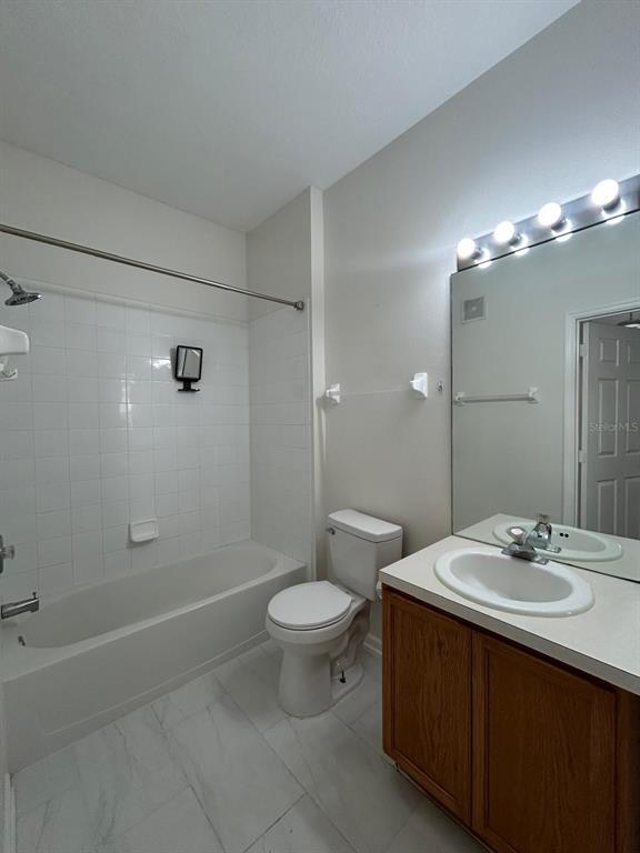 Building Photo - 3224 Dante Dr