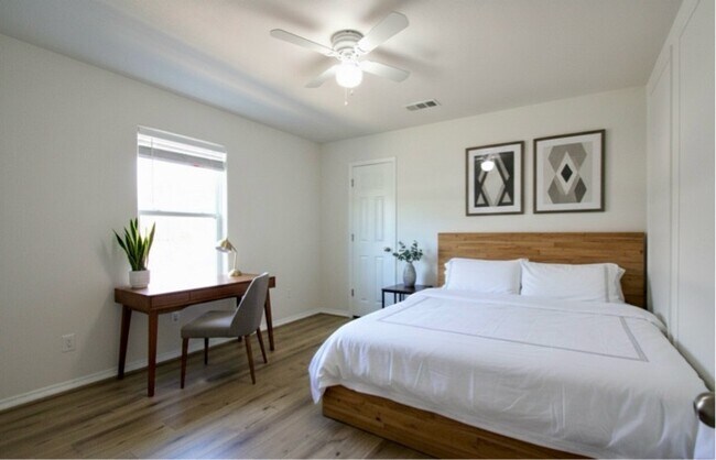 Building Photo - 632 Apple Cross Ct