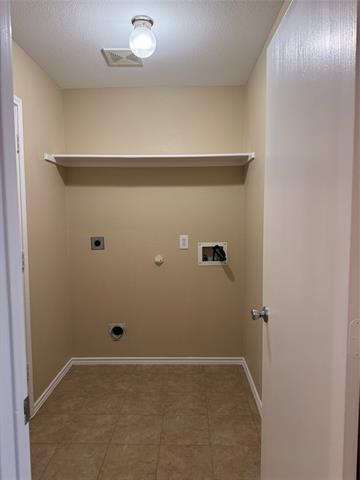 Building Photo - 10105 Benwick Dr