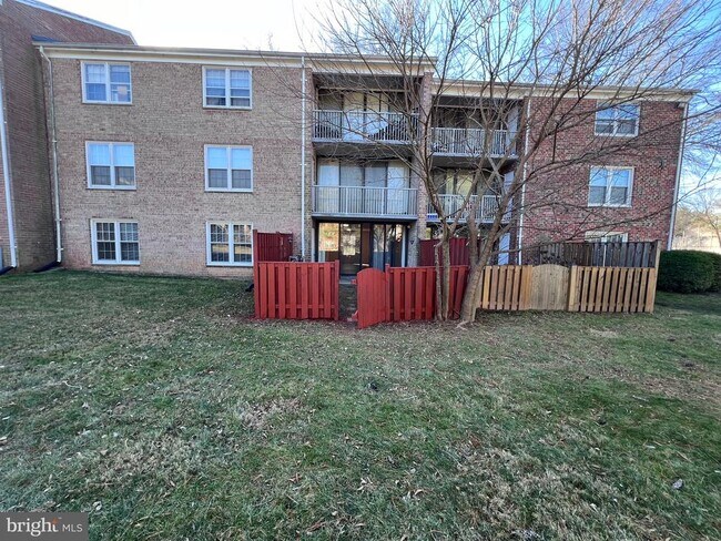 Building Photo - 782 Quince Orchard Blvd