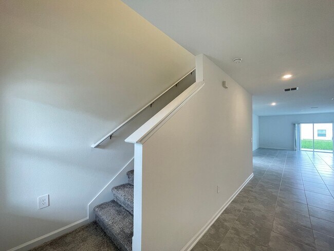 Building Photo - 343 Heroic Rd