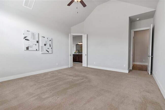 Building Photo - 1105 Legacy Xing