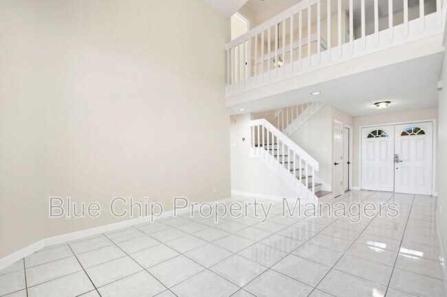 Building Photo - 12630 Lakebrook Dr