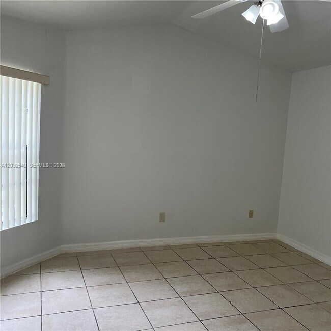 Building Photo - 15272 SW 46th Ln