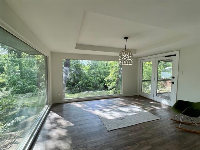 Building Photo - 211 Mill Creek Dr