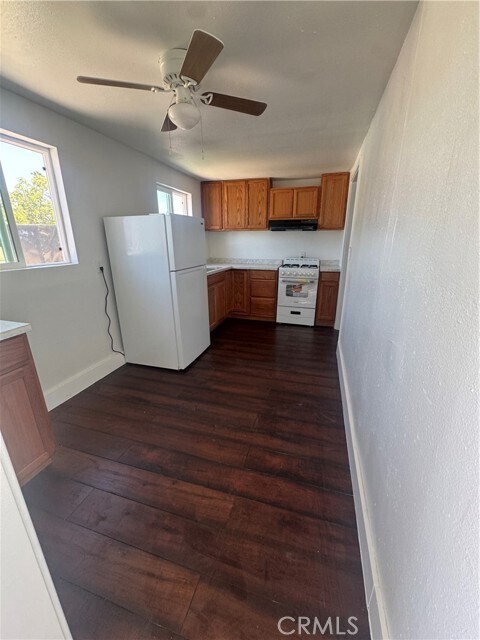Building Photo - 690 N Perris Blvd
