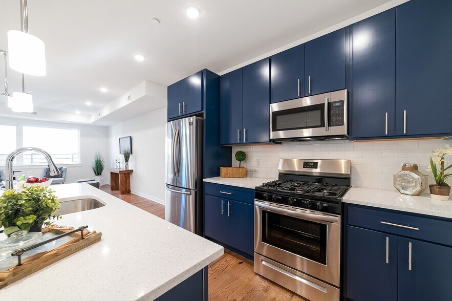 Building Photo - 502 Cecil B Moore Ave