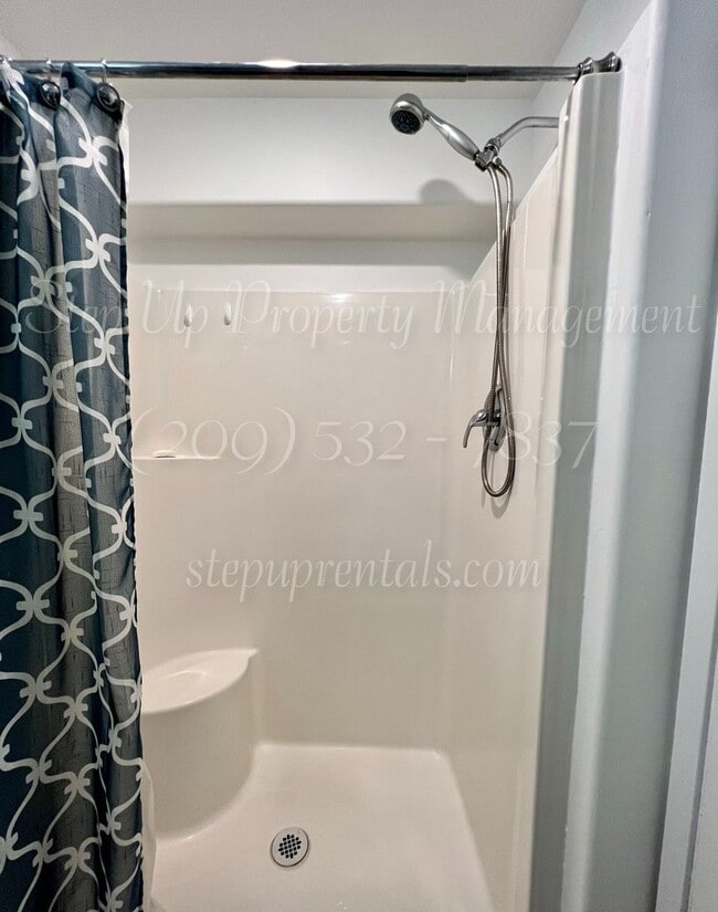 Building Photo - Unique Diamond Find In The Heart Of Historic Downtown Sonora!!!