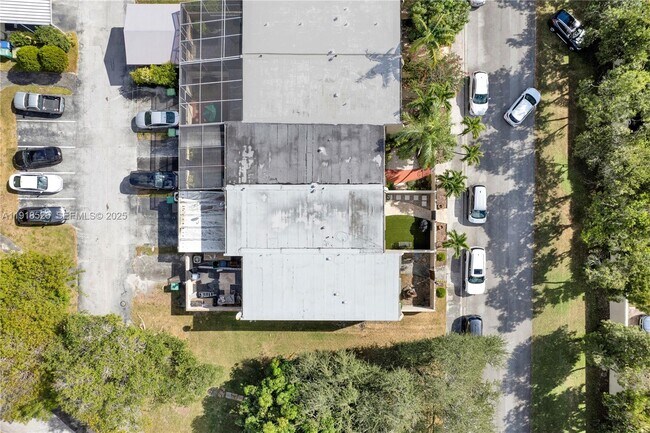 Building Photo - 9823 SW 93rd Terrace