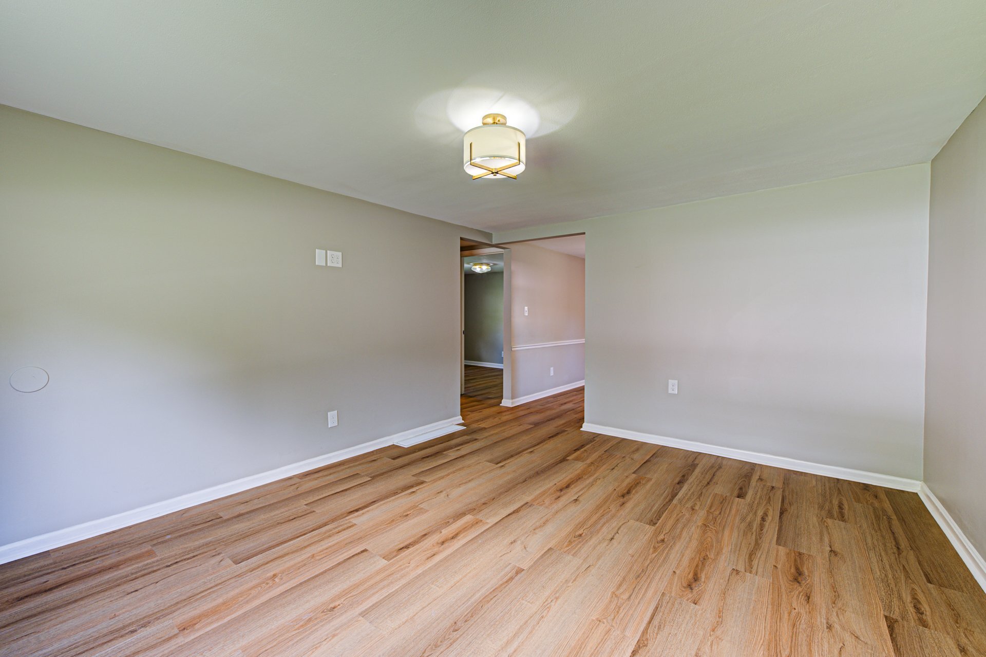 Building Photo - 241 Kahl St