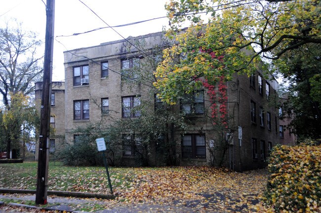 Building Photo - Vernon Hall