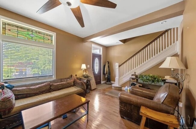 Building Photo - 3150 Linwood Ave