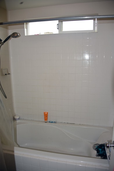 Master bath shower - 91-201 Ho'Oka'Ahea Pl