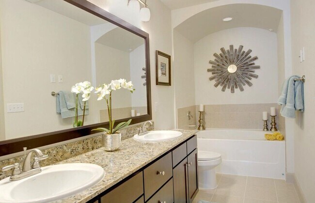 Building Photo - Comfort Meets Elegance | 1-Bed with 1 Mont...