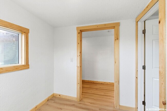 Building Photo - 12716 Hawk Ln