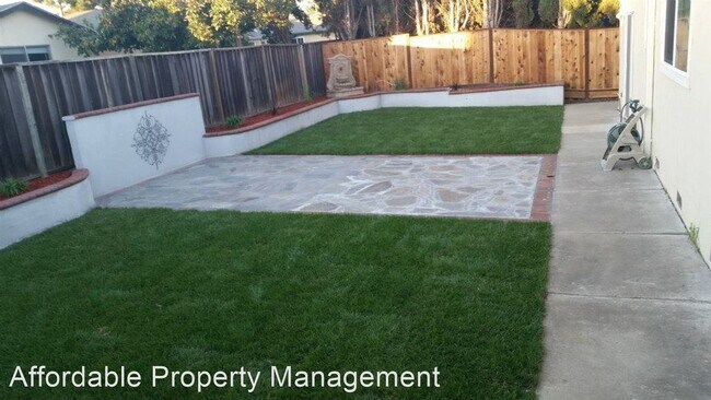 Building Photo - 4 br, 3.5 bath House - 4357 Santee Road