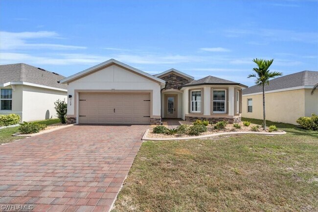 Primary Photo - 3164 Estancia Ln