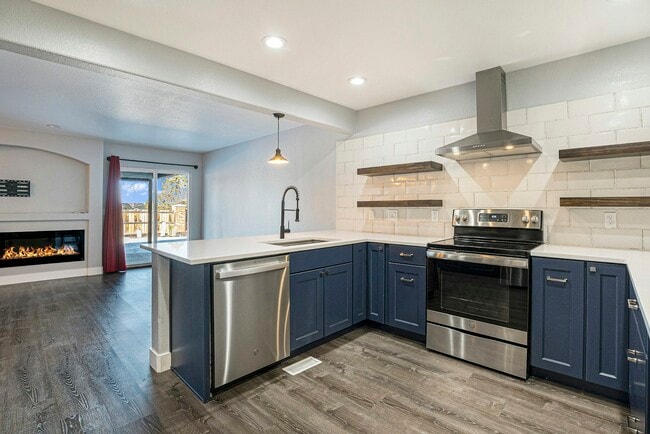 Building Photo - 11221 Jordan Ct