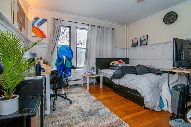 Building Photo - Beautiful 4 Bed in Fenway Available 9/1/26