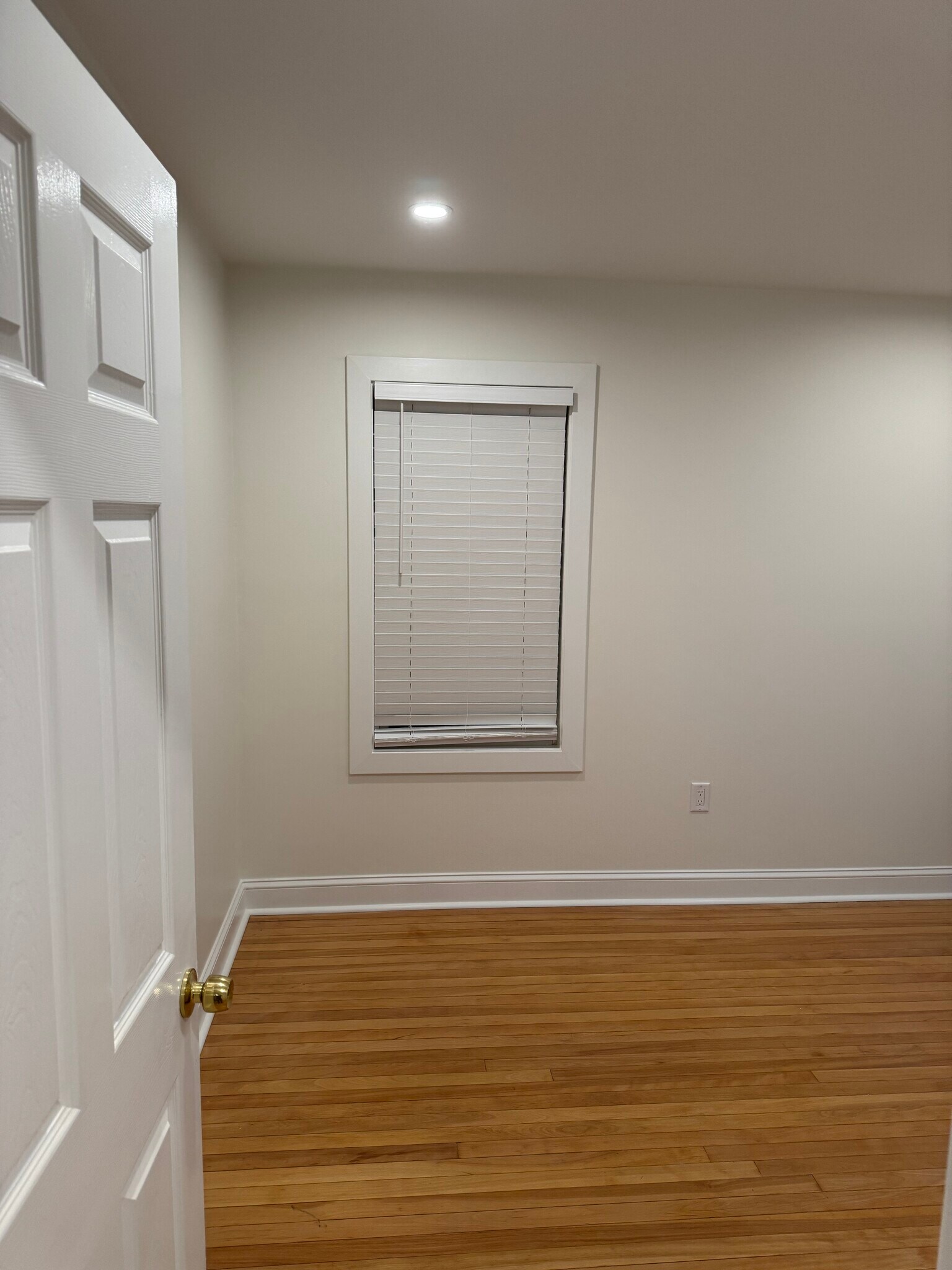 Building Photo - 63 Raymond Ave