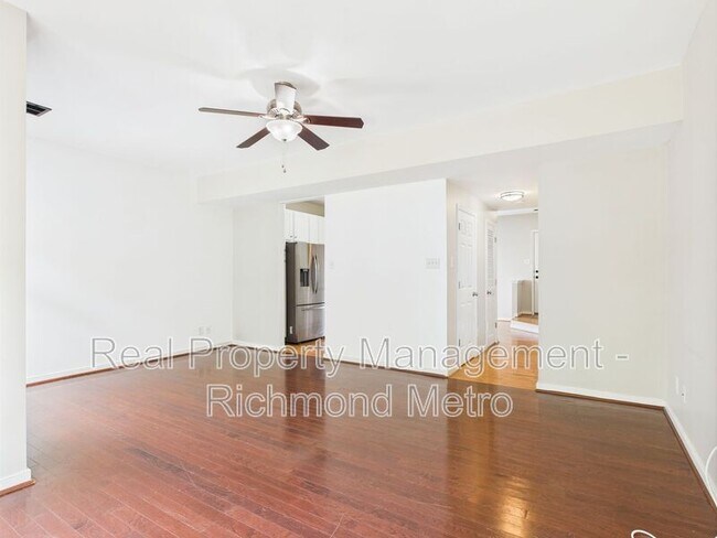 Building Photo - 1213 Magnolia Pointe Blvd