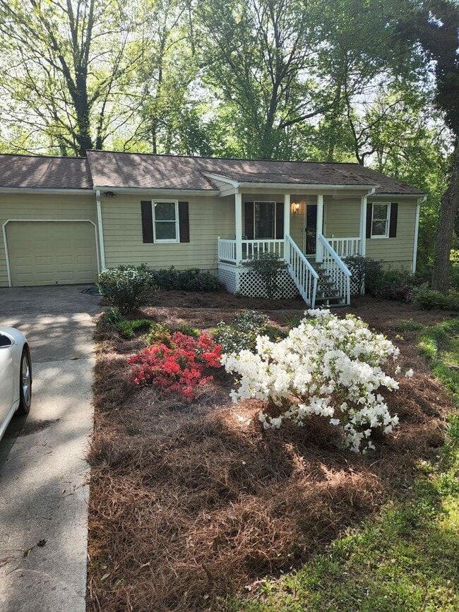 Building Photo - The Best of North Metro Living without the...