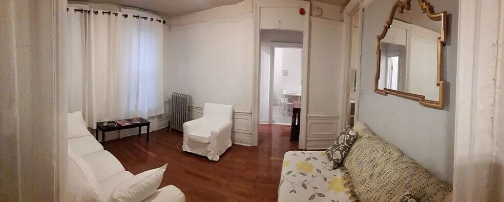 Primary Photo - 676 St Nicholas Ave