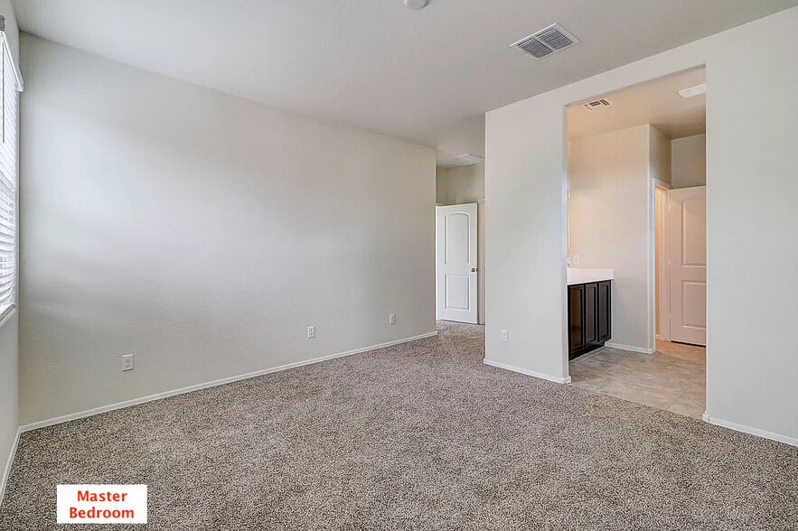 Building Photo - 1122 E Viola Ct