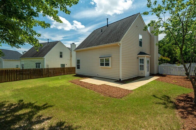 Building Photo - 101 Thorncrest Dr