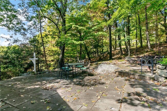 Building Photo - 1455 Maiden Ln