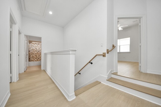 Building Photo - 917 McKinney Park Ln