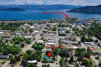 Building Photo - Must See!