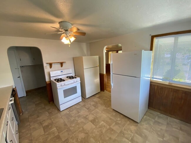 Building Photo - Cozy 4-Bedroom, 2-Bath Home Near CMU!
