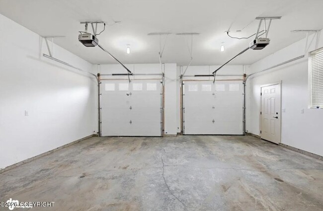 Building Photo - 7064 E Tumnus Cir