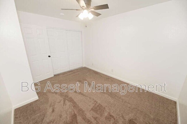 Building Photo - 547 Rodeo Ave