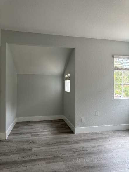 Building Photo - 5428 Caminito Vista Lujo