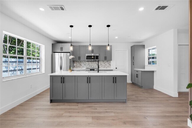Building Photo - 9730 SW 161st St