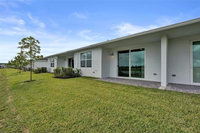 Building Photo - 3766 Harborside Ave