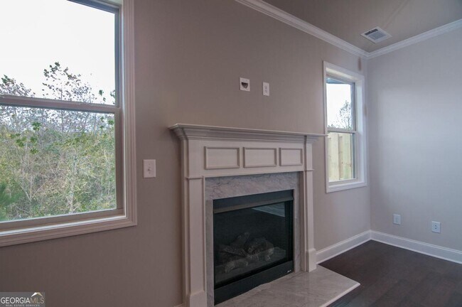 Building Photo - 2006 Wheylon CT