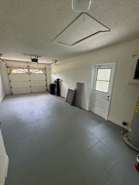 Building Photo - 7406 Pacific Ave