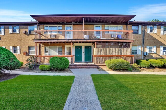 Building Photo - 55 Gill Ln