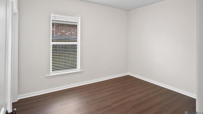 Building Photo - 1045 Gentle Wind Dr